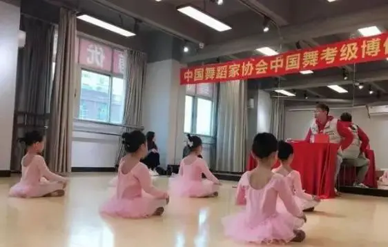 哪里可以找到篮球训练的模范案例_1